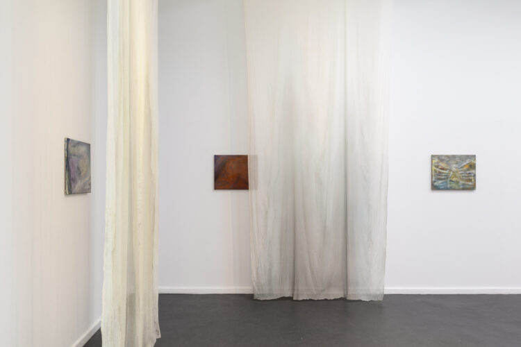 Installation view, Krys Huba, All of those records; tell me, bee, Künstlerhaus Bethanien, Berlin, 2025. Image courtesy of the artist and Künstlerhaus Bethanien, Berlin. Photo: Chroma Studio Berlin.